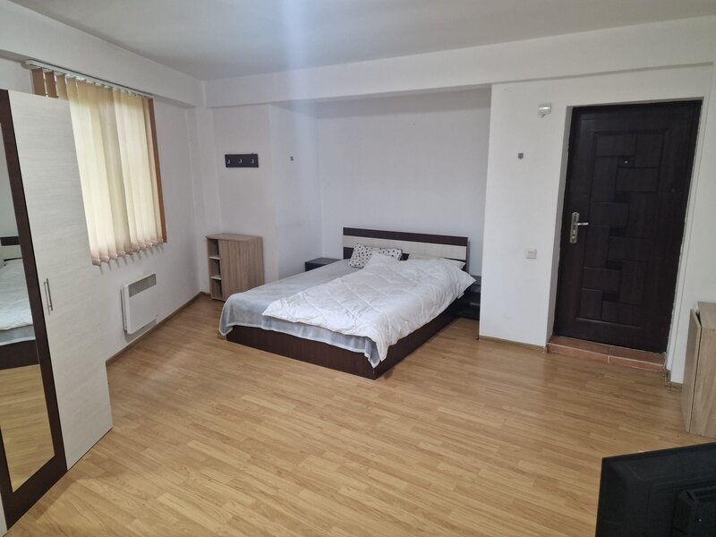 Bacau Garsoniera open-space de inchiriat